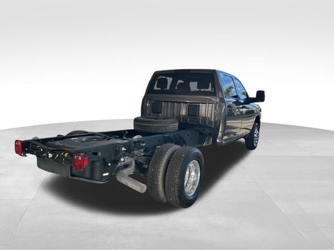 Used 2025 RAM 3500 Tradesman w/ Chrome Appearance Group image 3