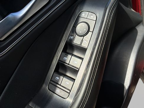 Used 2021 Nissan Rogue SV w/ Premium Package FWD image 12