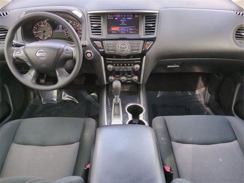 Used 2018 Nissan Pathfinder S image 15