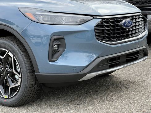 New 2026 Ford Escape Platinum w/ Premium Technology Package image 2