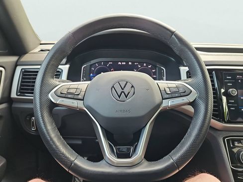 Certified 2023 Volkswagen Atlas Cross Sport SEL Premium R-Line AWD/4WD image 34