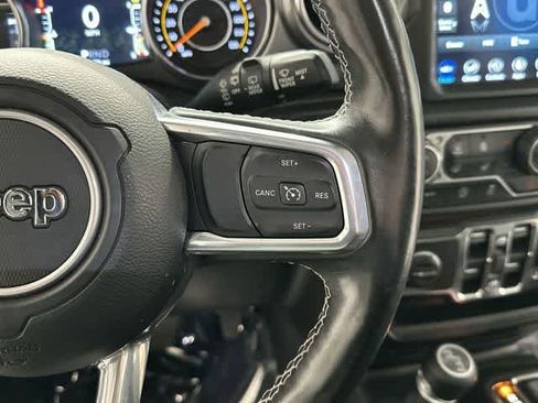 Used 2021 Jeep Wrangler Unlimited Sahara w/ Uconnect 4C Nav & Sound Group image 9