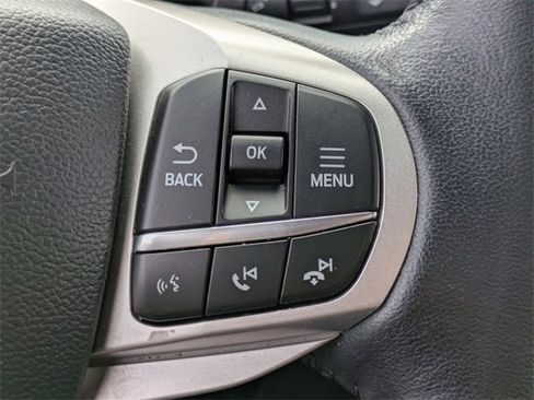 Used 2022 Ford Explorer XLT w/ Equipment Group 202A image 18