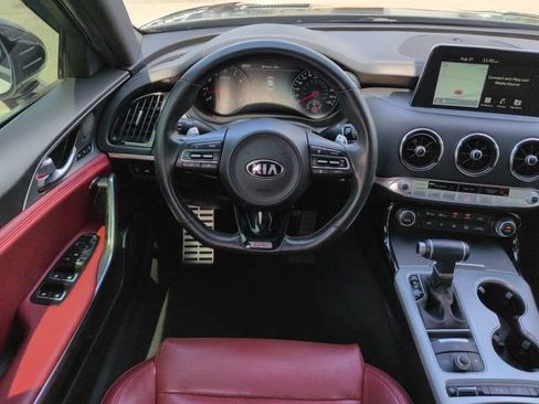 Used 2021 Kia Stinger GT1 RWD image 15