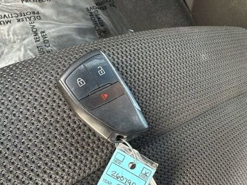 Used 2023 Chevrolet Colorado LT image 29