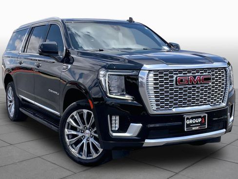 Used 2021 GMC Yukon XL Denali AWD/4WD image 3