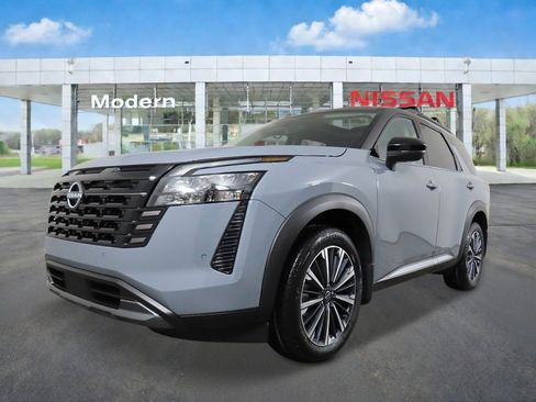 New 2026 Nissan Pathfinder Platinum w/ Cargo Package AWD/4WD image 1