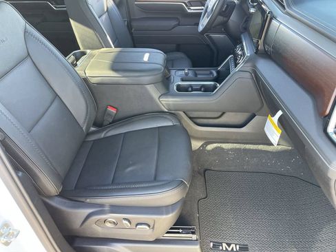 New 2026 GMC Sierra 2500 Denali w/ Technology Package AWD/4WD image 28