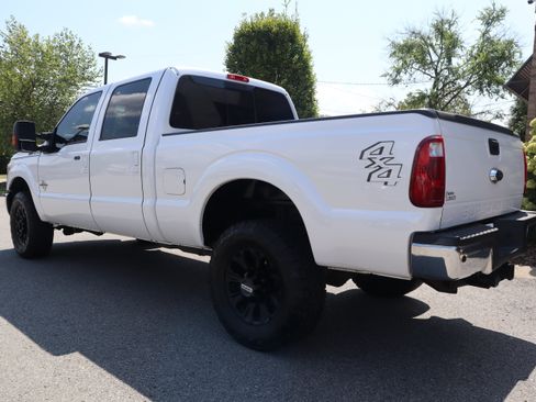 Used 2015 Ford F350 Lariat w/ Lariat Interior Package AWD/4WD image 9