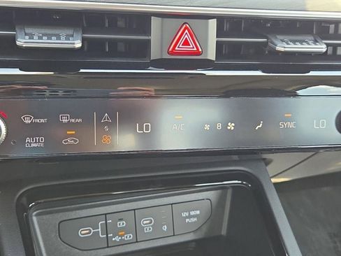 New 2026 Kia K5 EX image 24