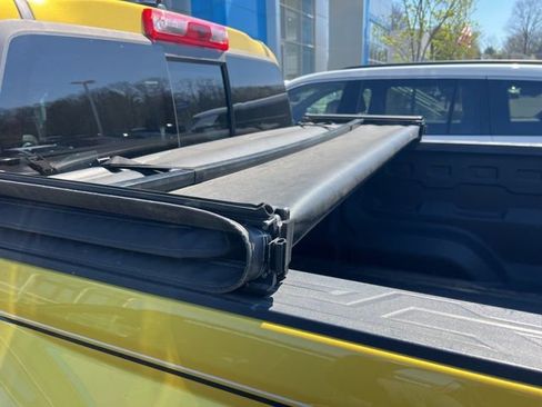 Used 2023 Chevrolet Colorado Z71 w/ Z71 Convenience Package 2 image 6