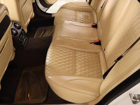 Used 2018 Jaguar XJ L Portfolio image 12