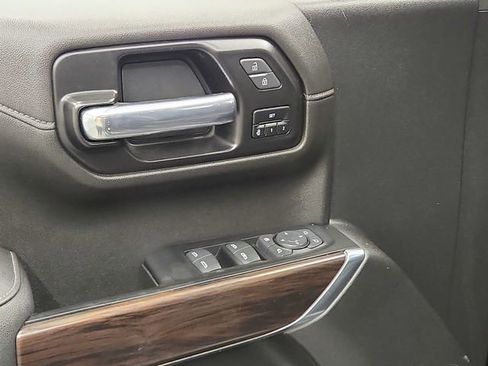 Used 2022 GMC Sierra 1500 SLT w/ SLT Premium Plus Package AWD/4WD image 31
