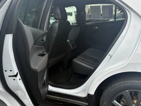 Certified 2023 Chevrolet Equinox RS image 16