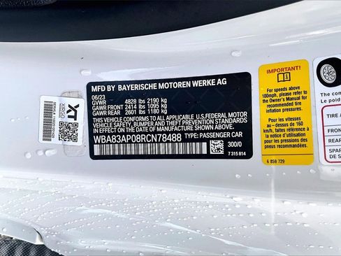 Used 2024 BMW M440i Coupe w/ Premium Package image 17