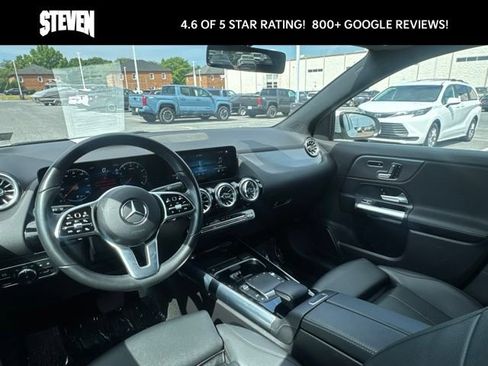 Used 2023 Mercedes-Benz GLA 250 w/ Premium Package image 12
