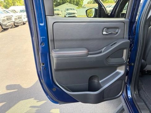 Used 2023 Nissan Frontier Pro-X w/ Pro Convenience Package RWD image 13