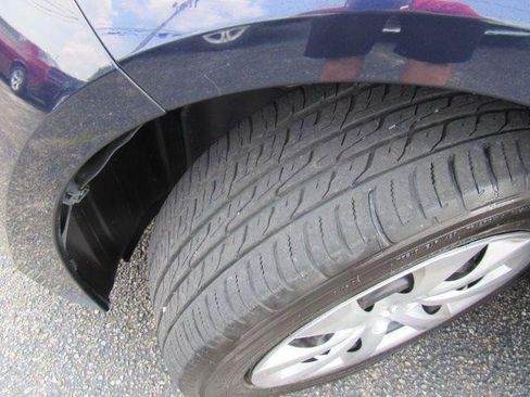 Used 2021 Toyota Corolla LE FWD image 9