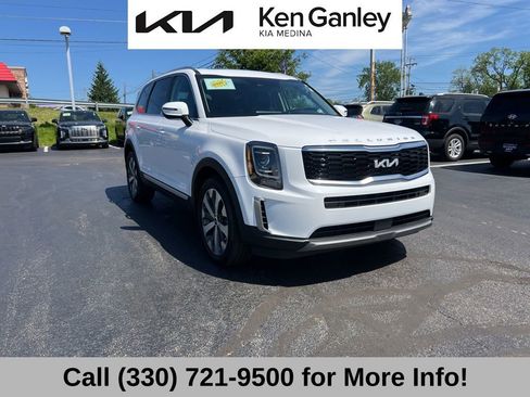 Certified 2022 Kia Telluride S AWD/4WD image 6