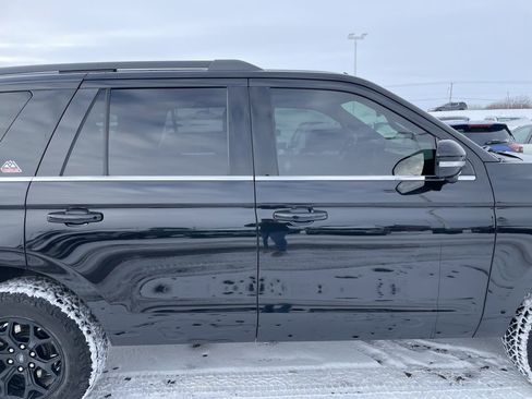 Used 2022 Ford Expedition Timberline image 30