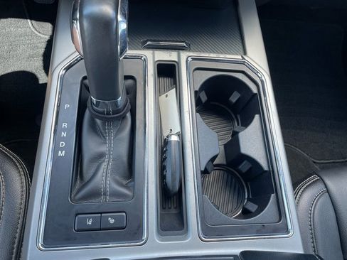 Used 2020 Ford F150 Lariat w/ Equipment Group 502A Luxury image 15