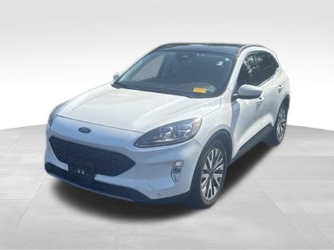 Used 2022 Ford Escape Titanium FWD image 6