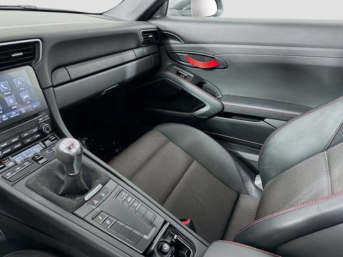 Certified 2018 Porsche 911 Carrera T RWD image 24