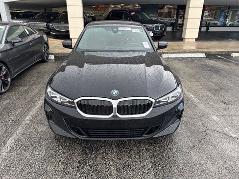 Used 2024 BMW 330i Sedan w/ Convenience Package RWD image 17