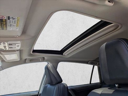Used 2015 Toyota RAV4 Limited w/ Technology Package AWD/4WD image 13