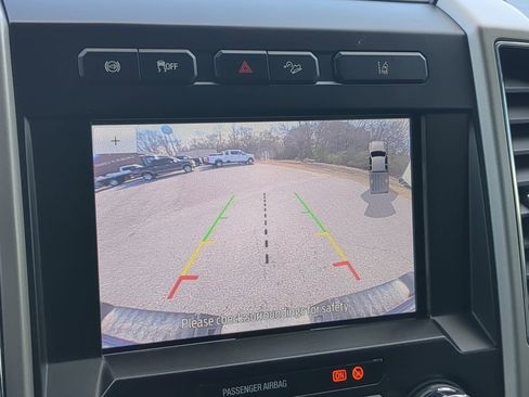 Used 2020 Ford F350 Lariat w/ Lariat Ultimate Package image 18