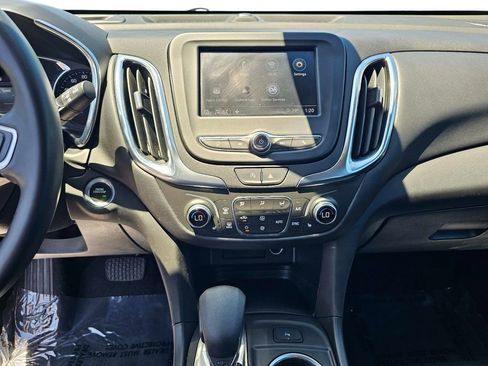 Used 2024 Chevrolet Equinox LT AWD/4WD image 26