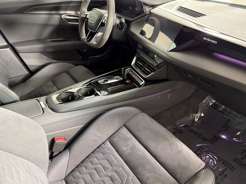 Certified 2024 Audi e-tron GT Premium Plus w/ Performance Package AWD/4WD image 14