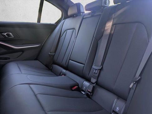 Used 2025 BMW 330i Sedan w/ Premium Package image 17