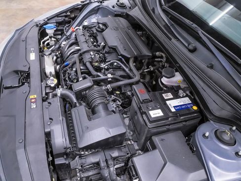 Certified 2021 Hyundai Elantra SEL w/ Convenience Package image 25