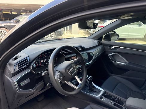 Used 2025 Audi Q3 2.0T Premium w/ Convenience Package AWD/4WD image 12