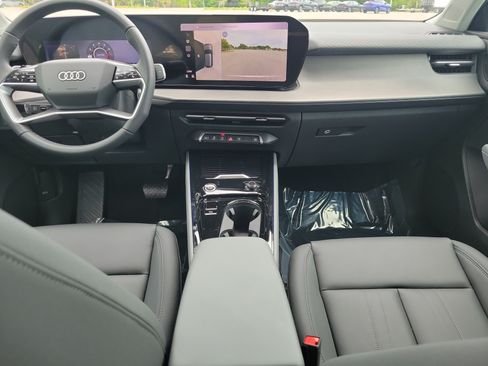 New 2026 Audi Q3 quattro 2.0T AWD/4WD image 14