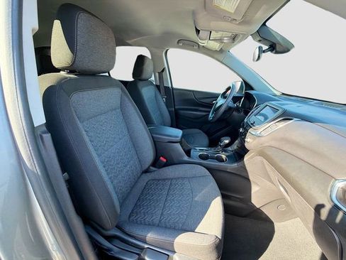 Used 2023 Chevrolet Equinox LT image 14