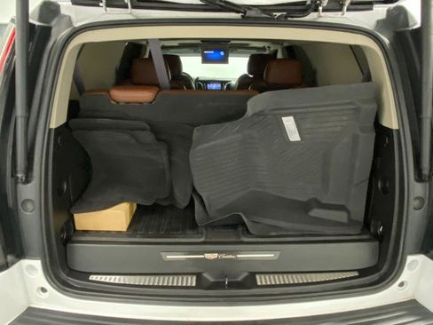 Used 2016 Cadillac Escalade Premium image 42