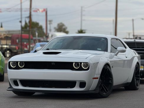 Used 2020 Dodge Challenger R/T Scat Pack image 3