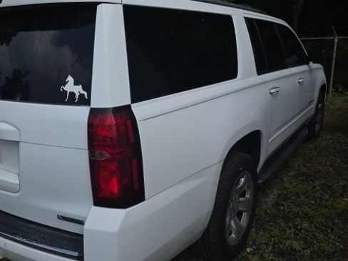 Used 2017 Chevrolet Suburban Premier AWD/4WD image 7
