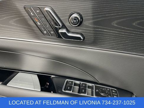 Used 2024 Cadillac Lyriq Sport image 23