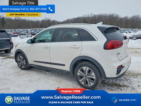 Used 2022 Kia Niro EX Premium w/ Cold Weather Package image 3