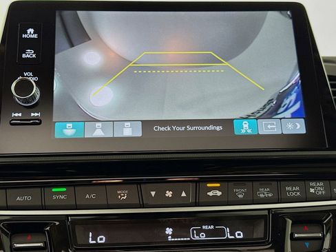 New 2026 Honda Odyssey Touring image 17