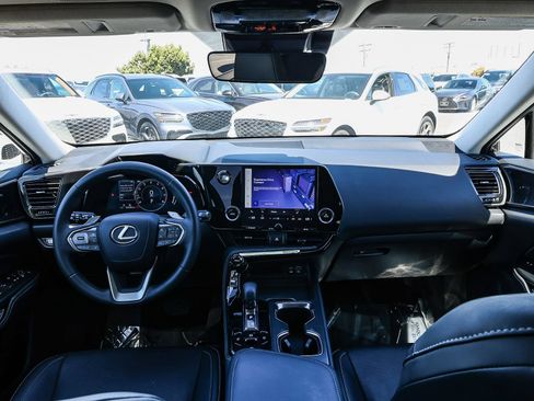 Used 2025 Lexus NX 250 FWD w/ Accessory Package (A2) image 13