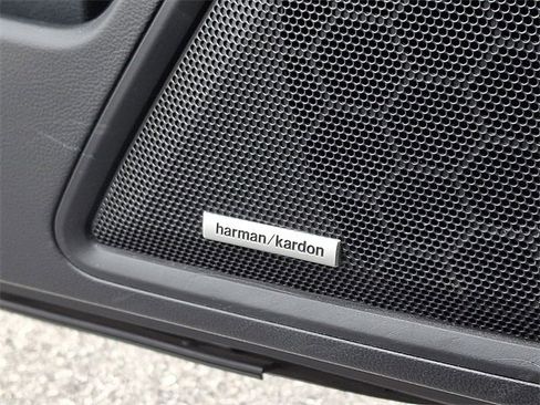 Used 2021 Subaru Outback Limited XT w/ Popular Package #2 image 29