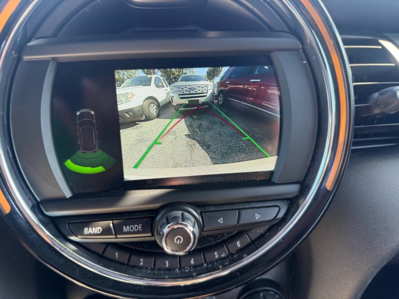 Used 2019 MINI Cooper 4-Door Hardtop FWD image 31
