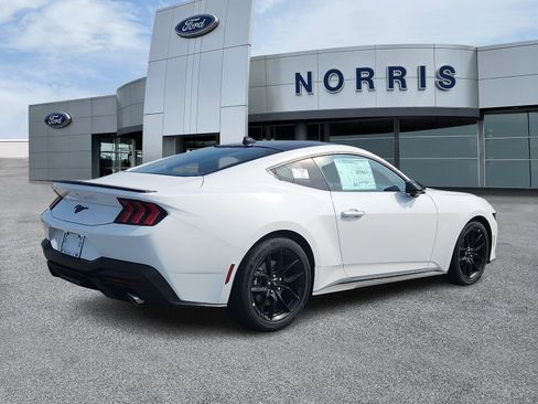 New 2025 Ford Mustang Coupe image 4