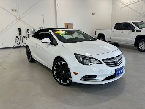 Used 2019 Buick Cascada Sport Touring image 4