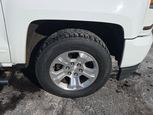 Used 2017 Chevrolet Silverado 1500 LT w/ All Star Edition image 5