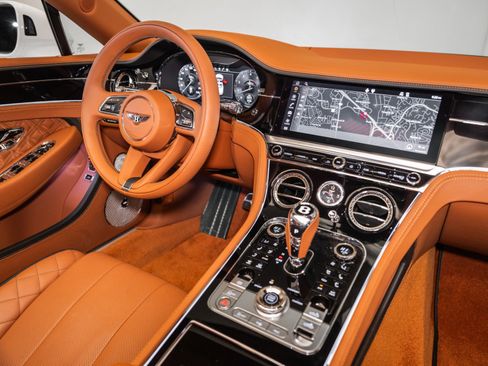 Used 2023 Bentley Continental GT Speed image 22